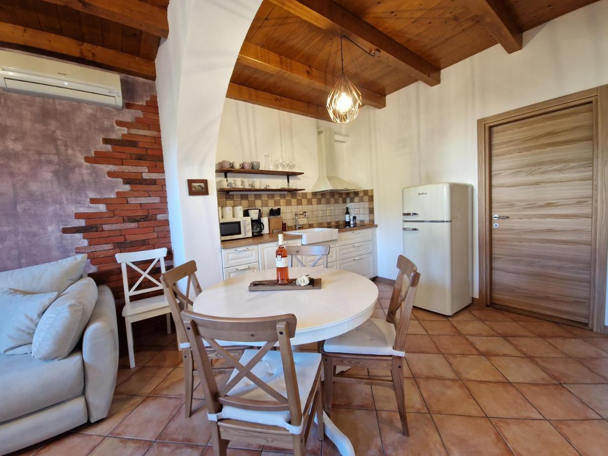 Wine & Apartment Vinales Koper Buitenkant foto