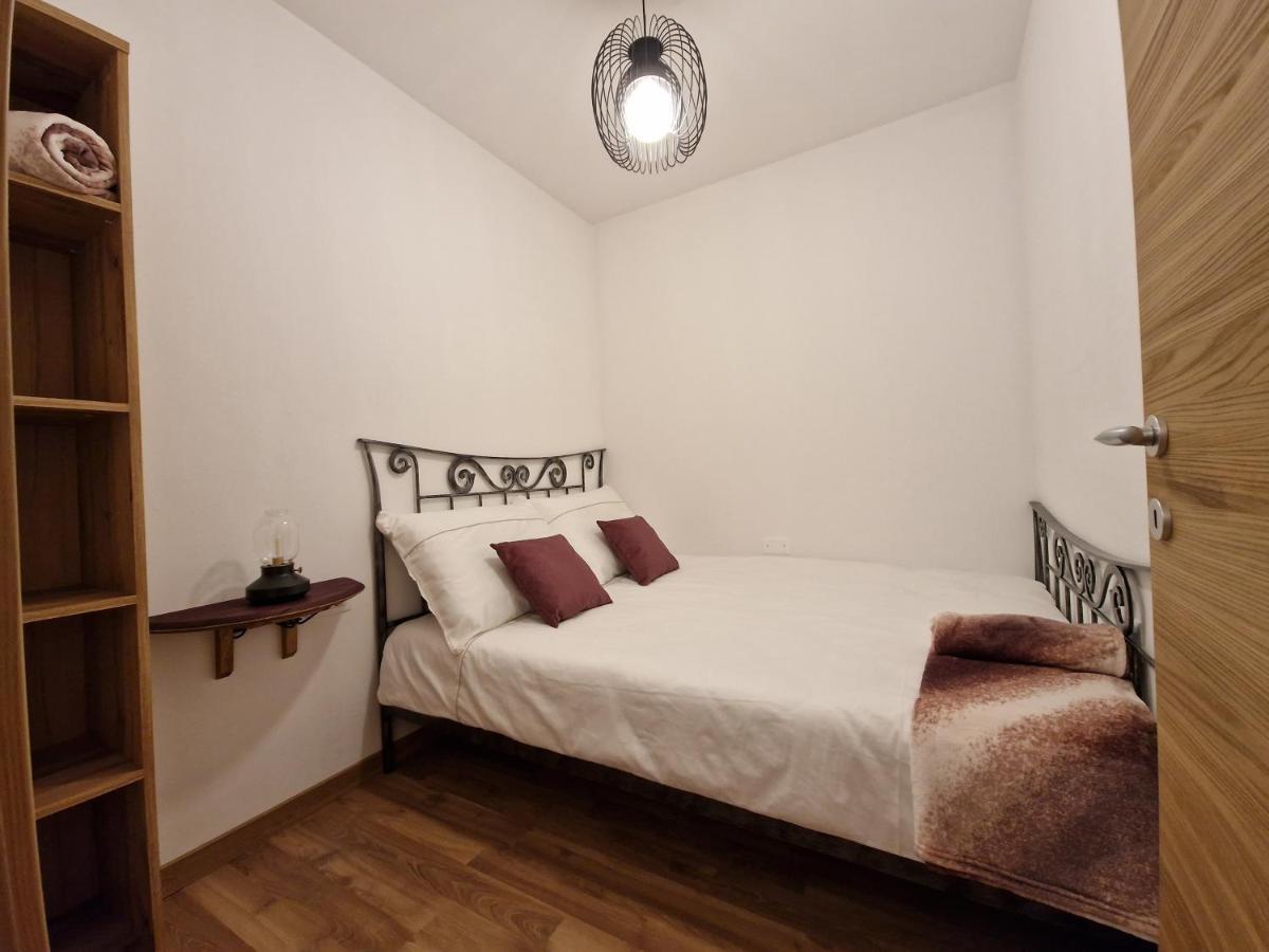 Wine & Apartment Vinales Koper Buitenkant foto