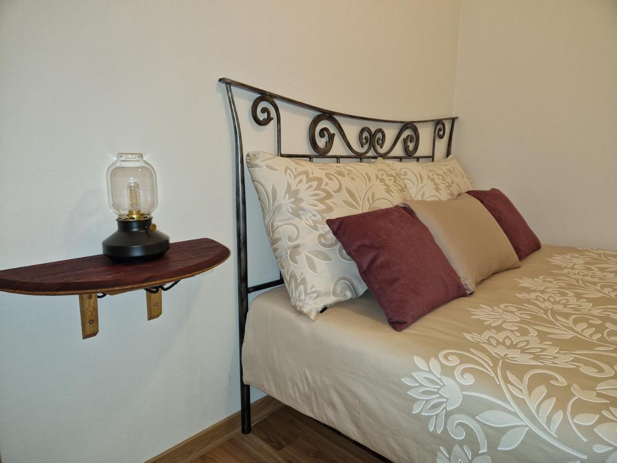 Wine & Apartment Vinales Koper Buitenkant foto